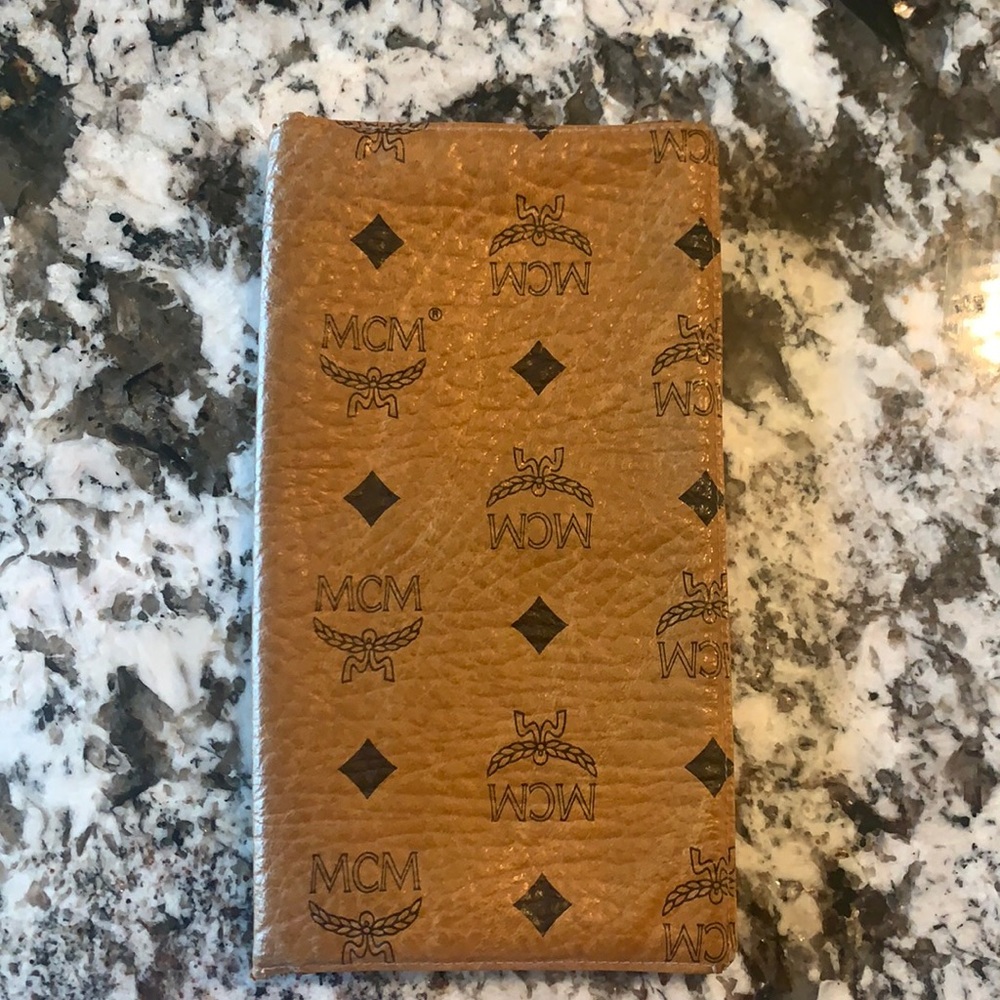 Ladies MCM vintage wallet